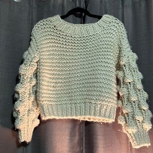 M Olivaceous sweaters
